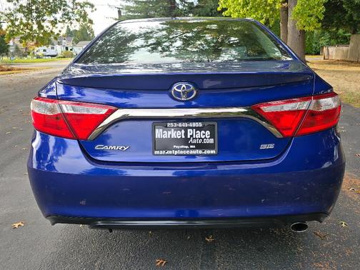 2015 Toyota Camry SE