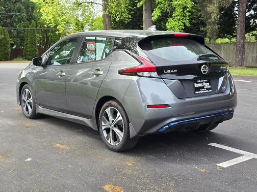 2020 Nissan Leaf SV