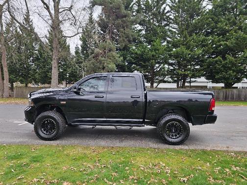 2014 RAM 1500 Sport