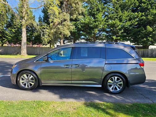 2016 Honda Odyssey Touring