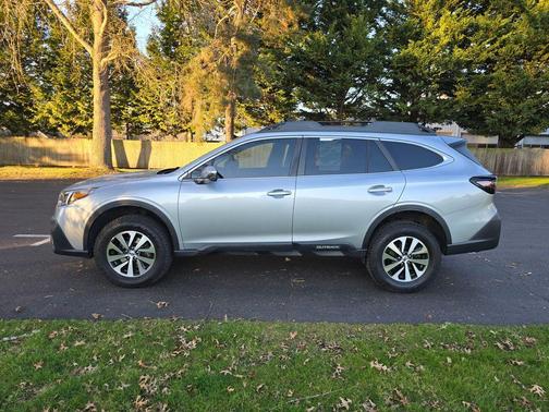 2020 Subaru Outback Premium