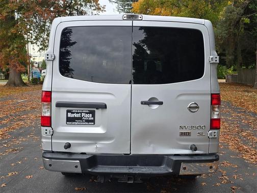2013 Nissan NV Passenger NV3500 HD SL V8