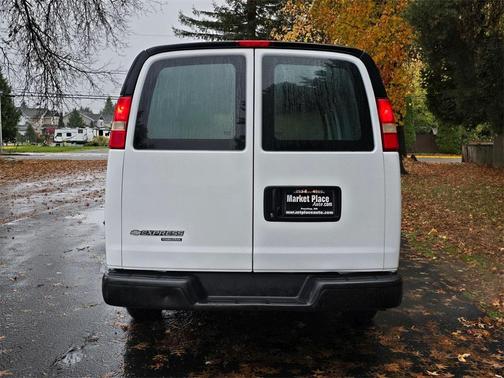 2011 Chevrolet Express 1500 Work Van