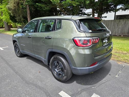 2018 Jeep Compass Sport