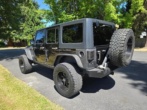 2014 Jeep Wrangler Unlimited Sahara