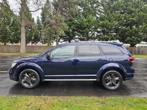 2020 Dodge Journey Crossroad