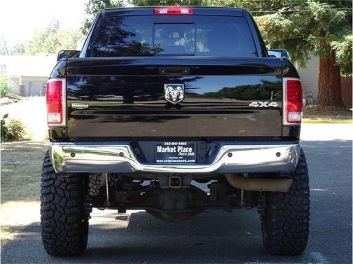 Photo 4 of 33 of 2014 RAM 2500 Laramie