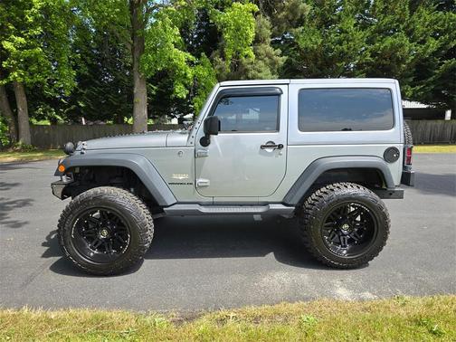 2014 Jeep Wrangler Sahara