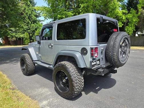 2014 Jeep Wrangler Sahara