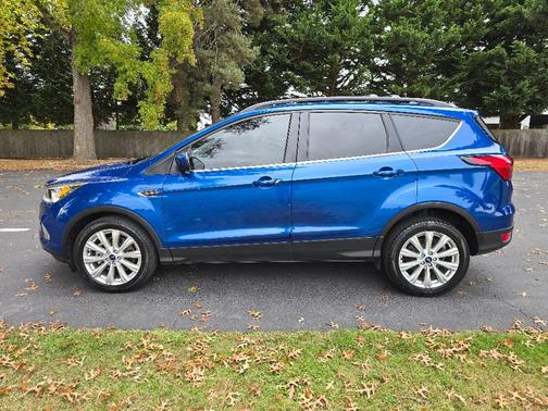 2019 Ford Escape SEL