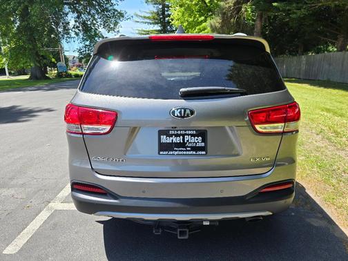 2018 Kia Sorento EX