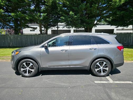 2018 Kia Sorento EX