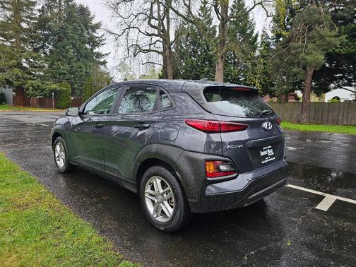 2021 Hyundai KONA SE