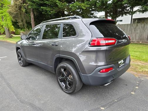 2017 Jeep Cherokee Altitude