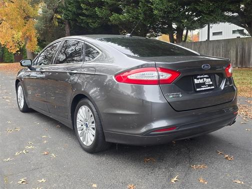 2016 Ford Fusion Energi SE Luxury