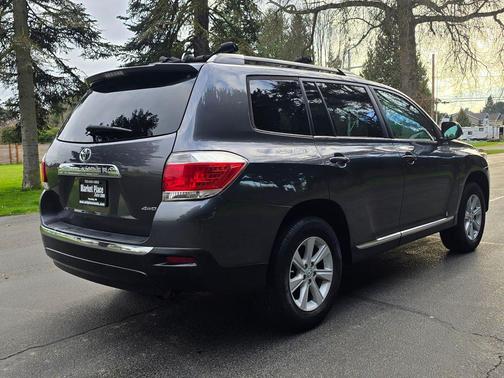 2013 Toyota Highlander Base Plus