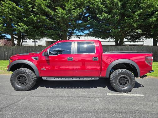 2014 Ford F-150 SVT Raptor