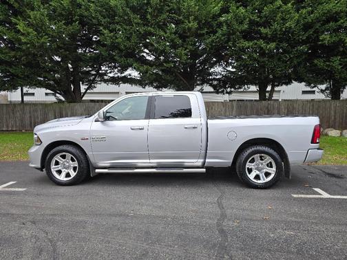 2016 RAM 1500 Sport