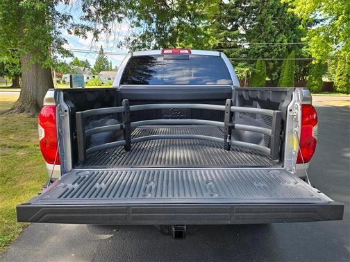 2015 Toyota Tundra SR