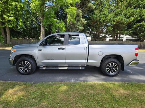 2015 Toyota Tundra SR