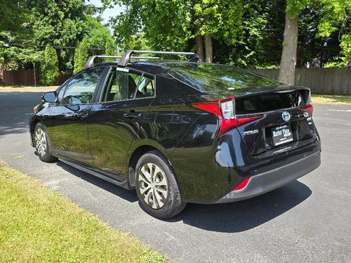 2019 Toyota Prius L