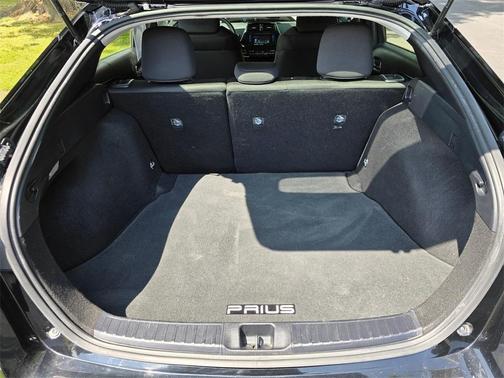 2019 Toyota Prius L