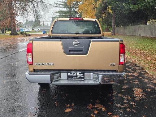2005 Nissan Frontier XE King Cab