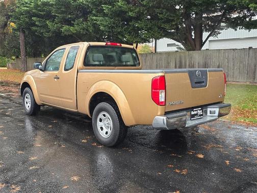 2005 Nissan Frontier XE King Cab