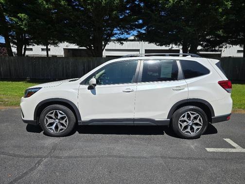 2020 Subaru Forester Premium