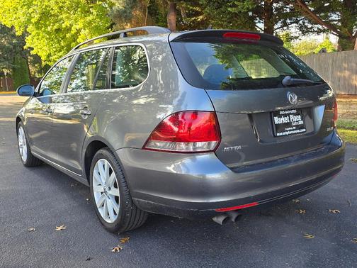 2011 Volkswagen Jetta SportWagen SE