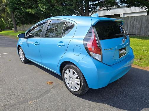 2015 Toyota Prius c Two