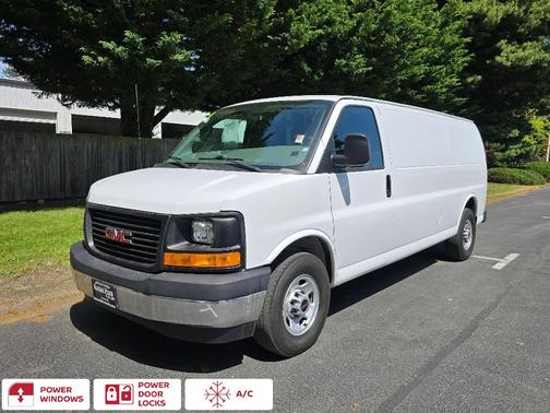 2017 GMC Savana 2500 Work Van
