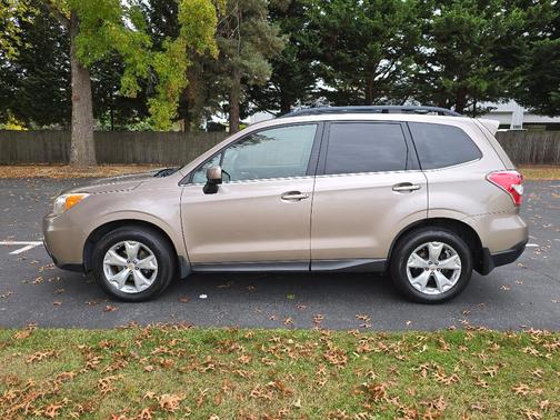 2014 Subaru Forester 2.5i Limited
