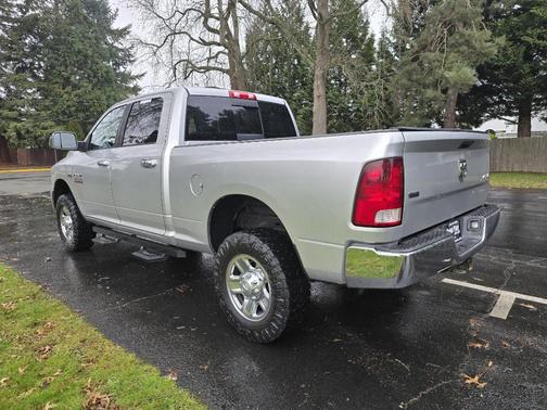 Bright Silver Clearcoat Metallic 2016 RAM 2500 SLT
