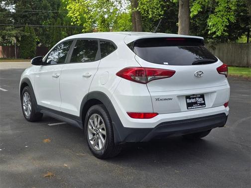 2018 Hyundai TUCSON SE