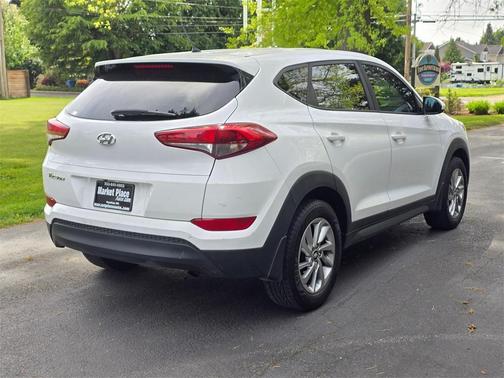 2018 Hyundai TUCSON SE