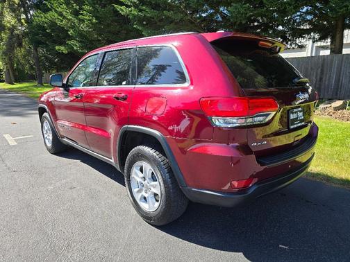 2017 Jeep Grand Cherokee Laredo