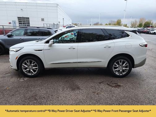 2024 Buick Enclave Essence