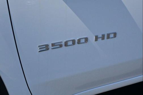 2025 Chevrolet Silverado 3500 WT