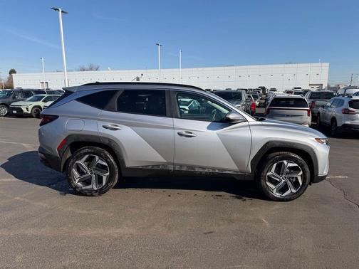 2024 Hyundai TUCSON Plug-In Hybrid SEL