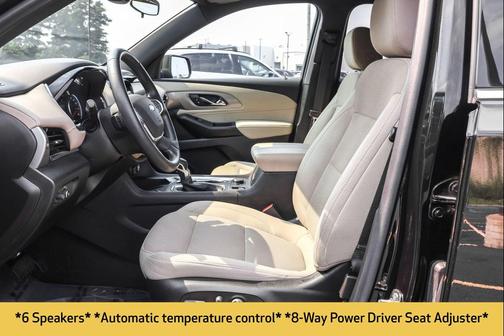 2023 Chevrolet Traverse LT Cloth