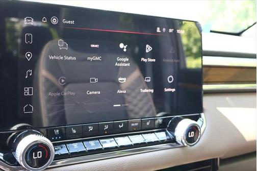 2025 GMC Canyon Denali