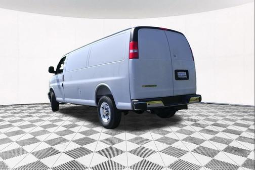 2025 Chevrolet Express 2500 RWD 2500 Extended Wheelbase WT