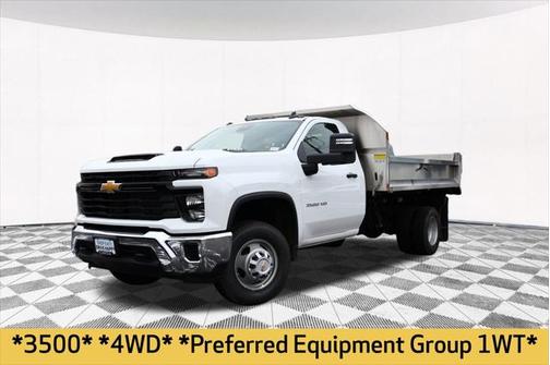 2025 Chevrolet Silverado 3500 WT