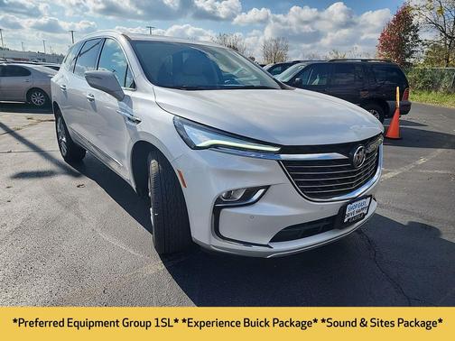 2022 Buick Enclave AWD Essence