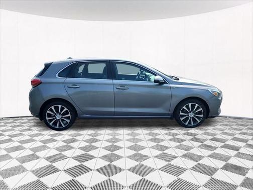 2020 Hyundai Elantra GT Base
