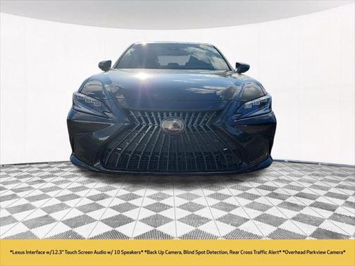 2025 Lexus ES 300h Ultra Luxury