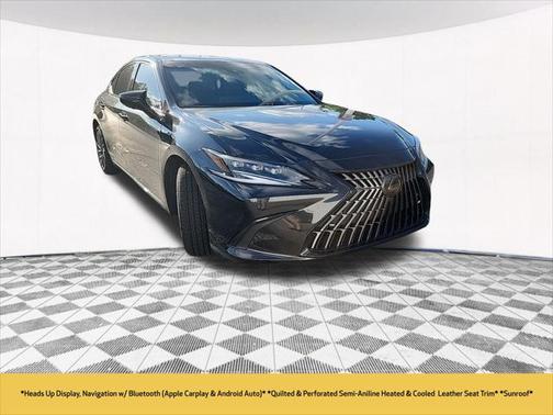 2025 Lexus ES 300h Ultra Luxury