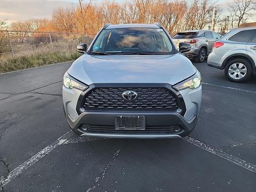 2025 Toyota Corolla Cross LE