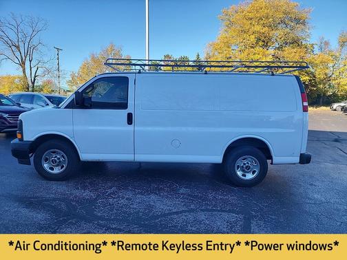 2017 GMC Savana 2500 Work Van